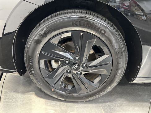 Certified 2023 Hyundai Elantra SEL w/ Cargo Package image 9