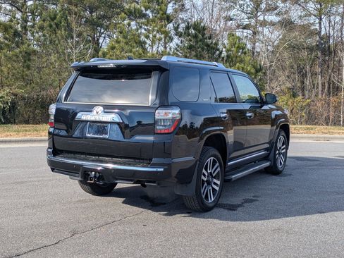 Used 2024 Toyota 4Runner Limited image 5