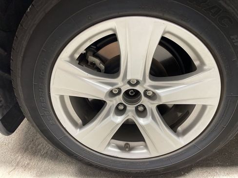 Used 2024 Toyota Highlander XLE image 41