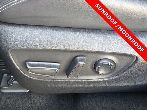 Used 2024 Toyota RAV4 XLE Premium image 14