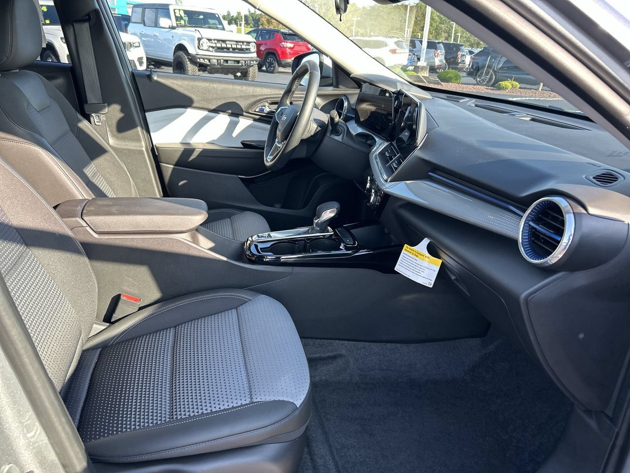 Used 2026 Chevrolet Trax LT w/ Driver Confidence Package FWD image 13