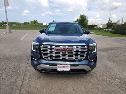 Used 2026 GMC Terrain Denali AWD/4WD image 11