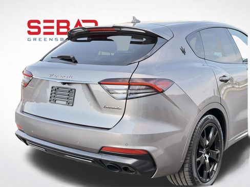 Used 2022 Maserati Levante Modena AWD/4WD image 17