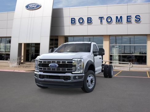 New 2026 Ford F550 4x4 Regular Cab Super Duty w/ XL Chrome Package image 3
