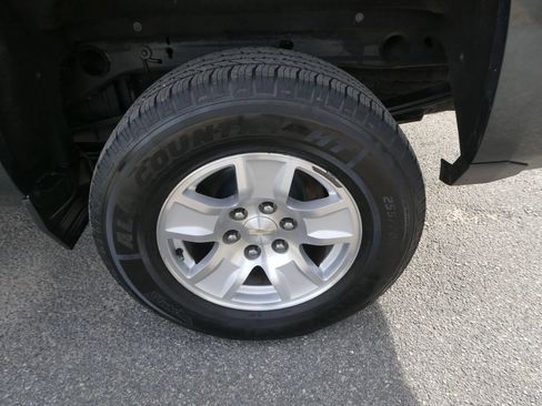 Used 2019 Chevrolet Silverado 1500 LT image 31