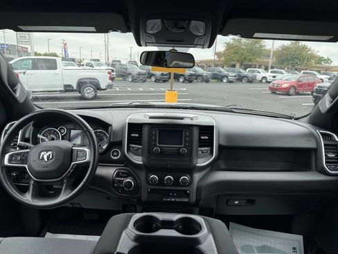 Used 2022 RAM 1500 Big Horn AWD/4WD image 13