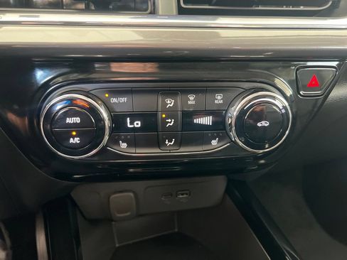 Used 2025 Chevrolet Trax ACTIV w/ Driver Confidence Package FWD image 52