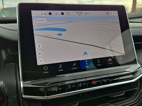 New 2026 Jeep Compass Limited image 13