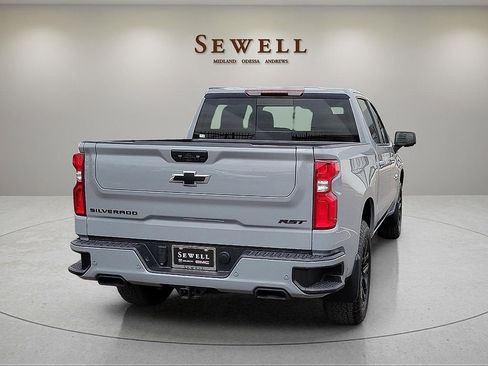 Used 2024 Chevrolet Silverado 1500 RST AWD/4WD image 5