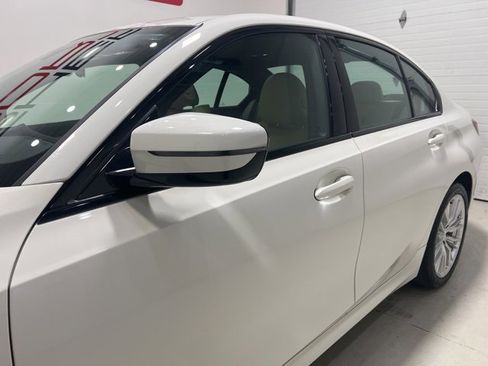 Used 2023 BMW 330i xDrive 330i xDrive w/ Driving Assistance Package image 11