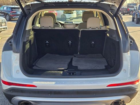 Used 2020 Lincoln Corsair Reserve w/ Equipment Group 201A image 13