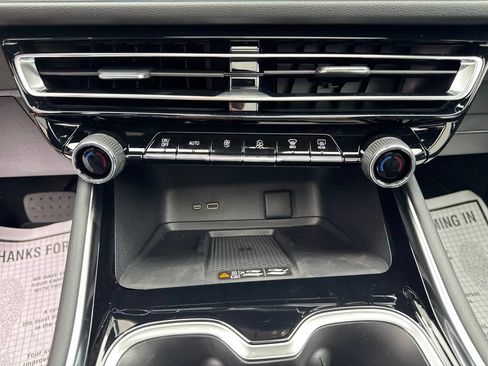New 2026 Chevrolet Traverse Z71 w/ Enhanced Driving Package AWD/4WD image 22