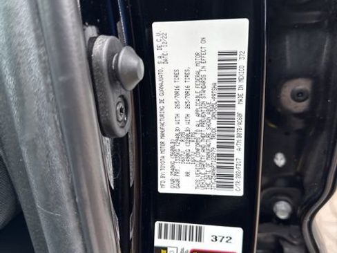 Used 2023 Toyota Tacoma TRD Off-Road w/ Black Out Package (TMS) image 30