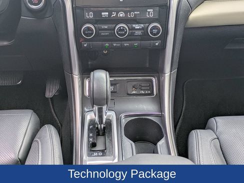 Used 2022 Subaru Ascent Limited w/ Technology Package AWD/4WD image 22