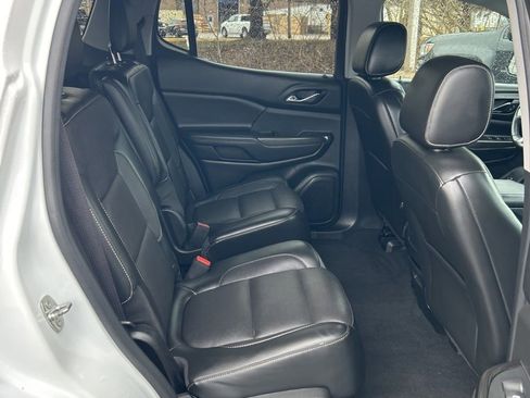 Used 2017 GMC Acadia SLT image 14