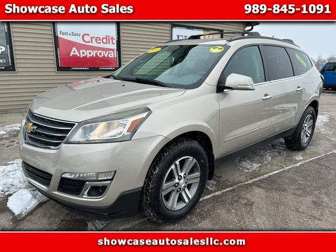 Used 2015 Chevrolet Traverse LT image 1