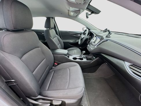 Used 2019 Chevrolet Malibu LT image 19