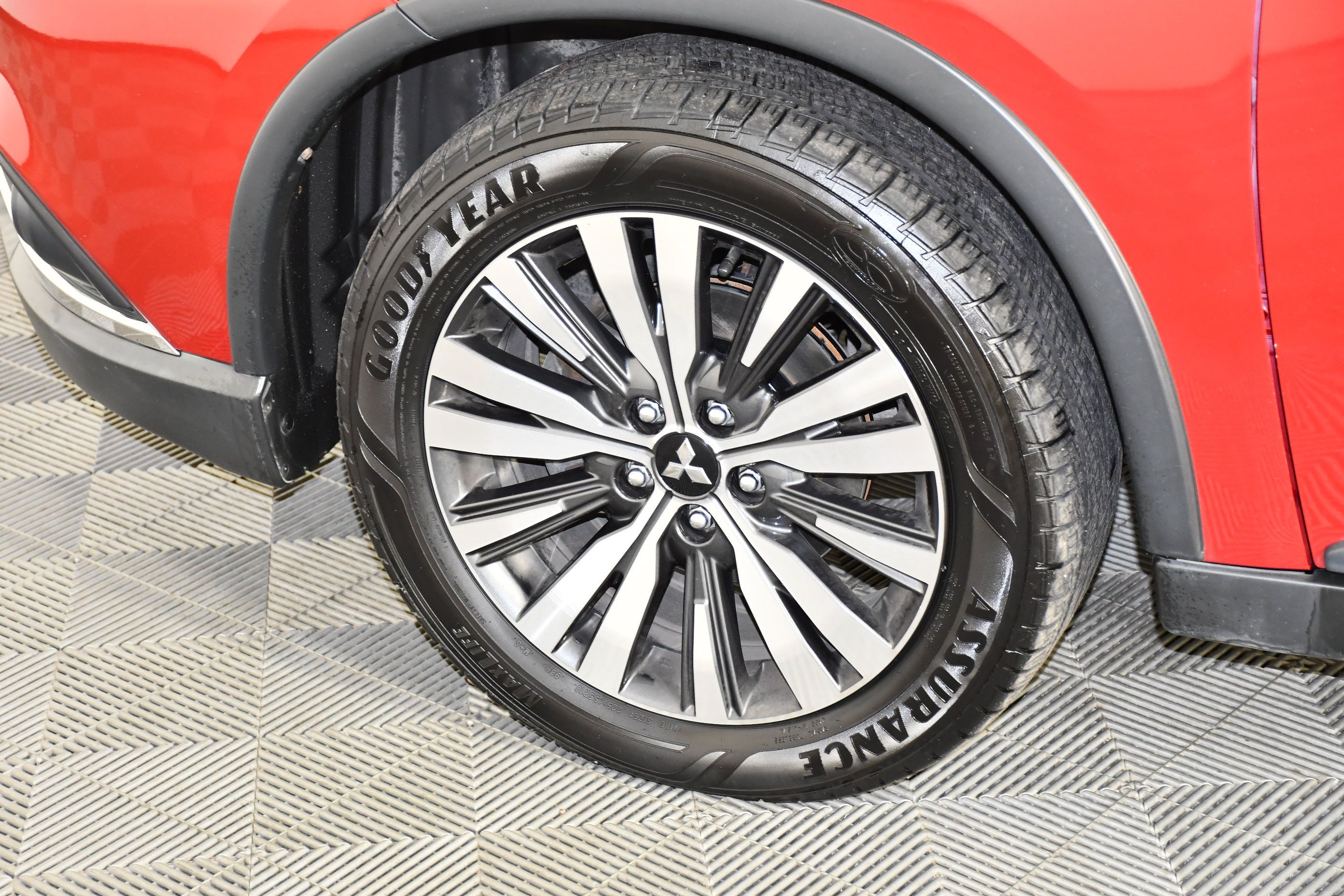 Used 2019 Mitsubishi Outlander SE AWD/4WD image 39