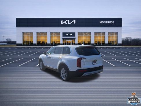 Certified 2022 Kia Telluride LX AWD/4WD image 8