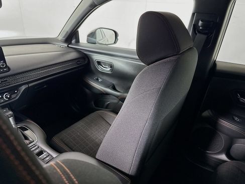 Used 2024 Honda HR-V Sport image 21