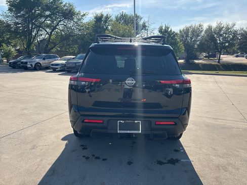 Used 2023 Nissan Pathfinder Rock Creek image 6
