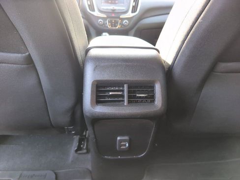 Used 2020 Chevrolet Equinox LT w/ Driver Convenience Package FWD image 34