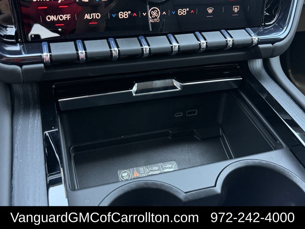 New 2026 GMC Yukon AT4 Ultimate w/ LPO, Floor Liner Package AWD/4WD image 18
