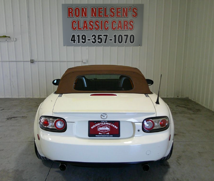Used 2007 MAZDA MX-5 Miata Grand Touring w/ Premium Pkg RWD image 14