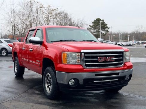 Used 2013 GMC Sierra 1500 SLE w/ Power Tech Package image 2