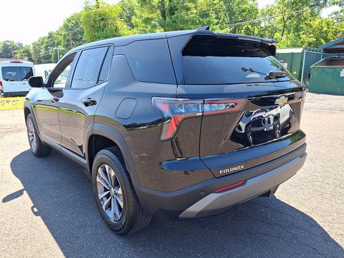 Used 2026 Chevrolet Equinox LT FWD image 4