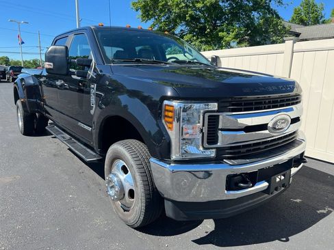 Used 2019 Ford F350 XL w/ STX Appearance Package AWD/4WD image 2
