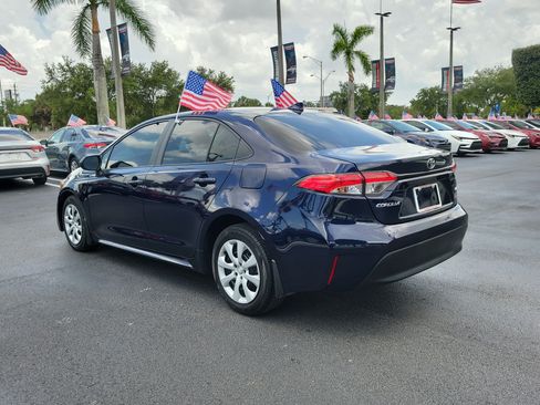Used 2024 Toyota Corolla LE FWD image 8