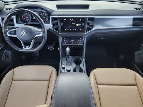 Used 2020 Volkswagen Atlas Cross Sport SE w/ Panoramic Sunroof Package AWD/4WD image 21