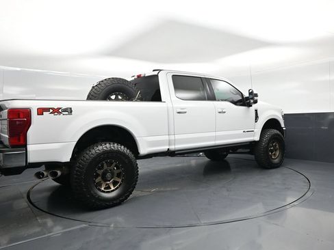 Used 2021 Ford F250 Lariat w/ Lariat Ultimate Package AWD/4WD image 24
