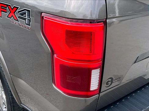 Used 2019 Ford F150 Lariat w/ Equipment Group 502A Luxury AWD/4WD image 32