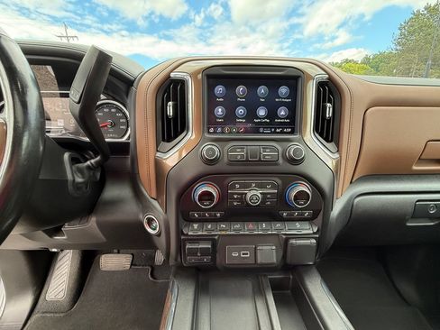 Used 2021 Chevrolet Silverado 3500 High Country w/ Z71 Off-Road Package AWD/4WD image 26