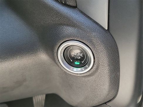 Used 2019 Chevrolet Silverado 1500 RST w/ All-Star Edition image 11