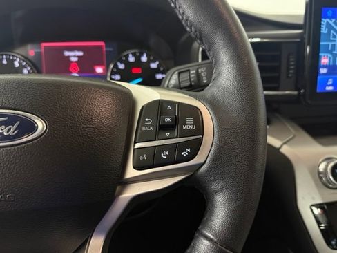 Used 2023 Ford Explorer XLT w/ Equipment Group 202A RWD image 38