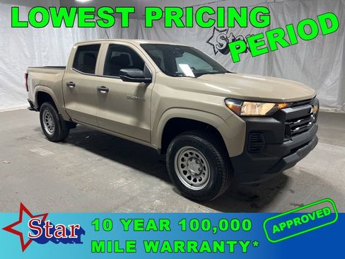 Used 2024 Chevrolet Colorado W/T image 1