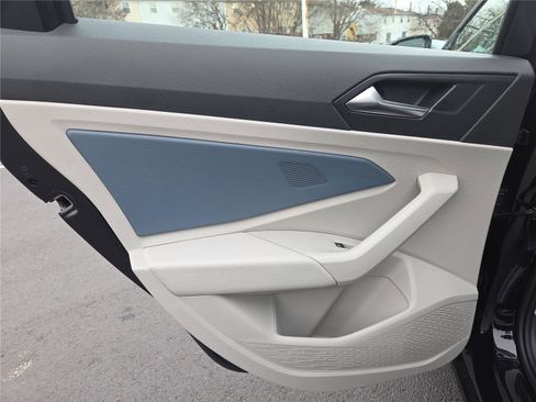 New 2026 Volkswagen Jetta SE image 24