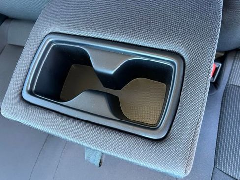 Certified 2024 Toyota Venza LE image 15