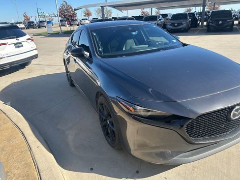 Used 2021 MAZDA MAZDA3 AWD 2.5 Turbo Hatchback image 2