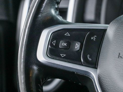 Used 2024 RAM 2500 Big Horn AWD/4WD image 14
