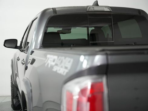 Used 2022 Toyota Tacoma TRD Sport w/ Technology Package image 58