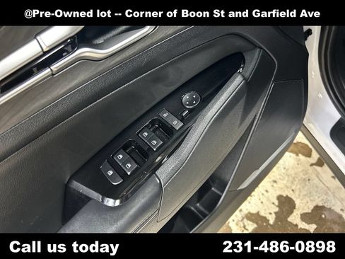 Used 2023 Kia Sportage X-Line AWD/4WD image 16