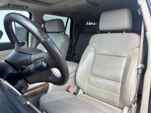 Used 2016 GMC Yukon Denali w/ Open Road Package AWD/4WD image 15