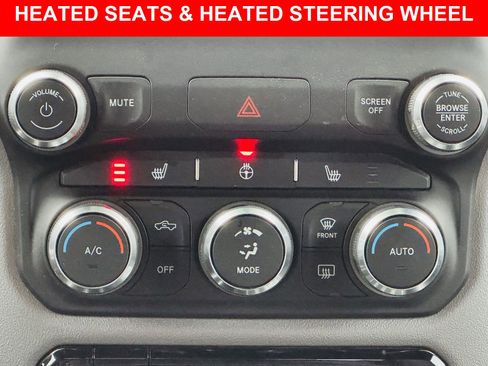 Used 2020 RAM 1500 Big Horn image 4