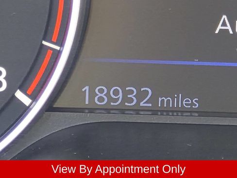 Used 2025 Nissan Altima 2.5 SV FWD image 16