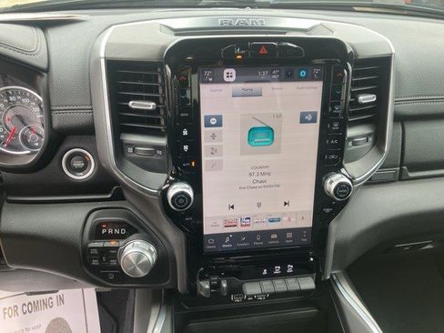 Used 2025 RAM 1500 Laramie image 18