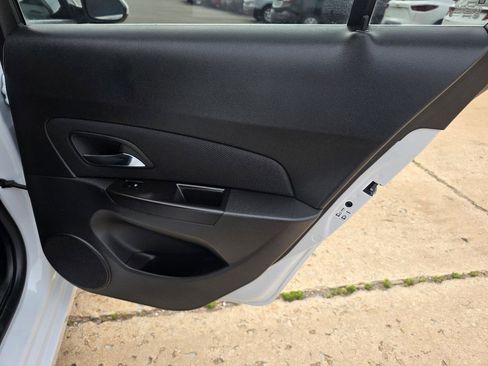 Used 2015 Chevrolet Cruze LT FWD image 21